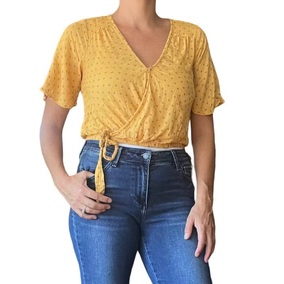 Sky And Sparrow Yellow Floral Crop Top Sz Small Flutter Sleeve - Picture 2 of 12